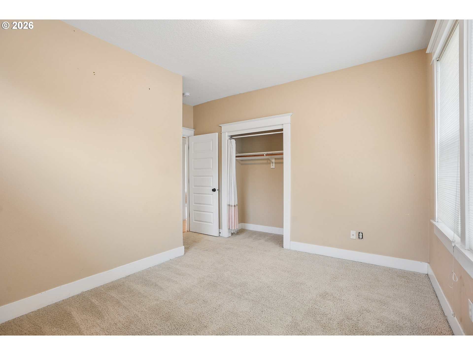 3262 Northeast Rosa Parks Way Portland, OR 97211 - Photo 29 of 33