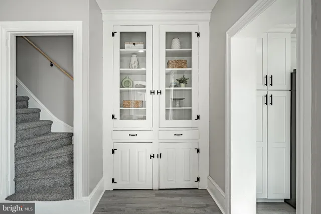 $575,000 | 354 East Lancaster Avenue, Downingtown, PA 19335