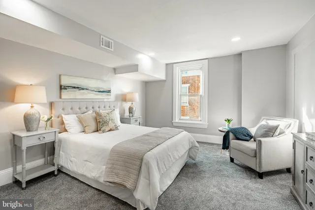 $575,000 | 354 East Lancaster Avenue, Downingtown, PA 19335