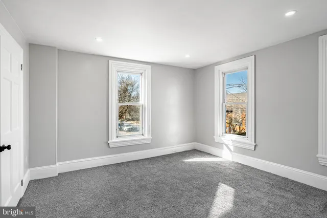 $575,000 | 354 East Lancaster Avenue, Downingtown, PA 19335