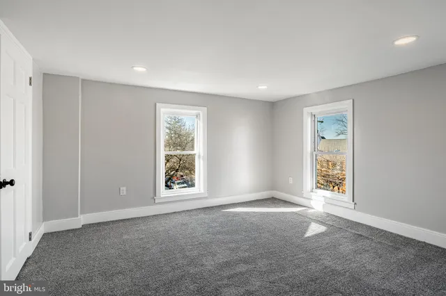 $575,000 | 354 East Lancaster Avenue, Downingtown, PA 19335