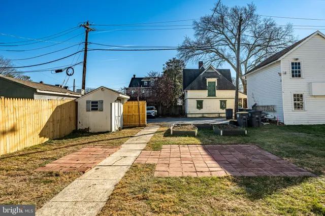 $575,000 | 354 East Lancaster Avenue, Downingtown, PA 19335