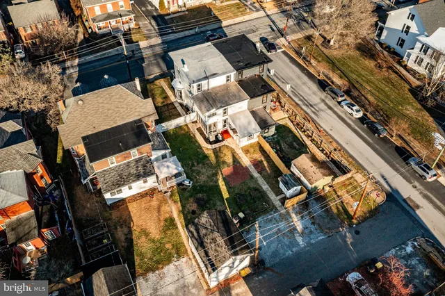 $575,000 | 354 East Lancaster Avenue, Downingtown, PA 19335