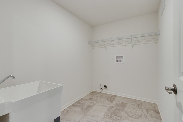 1627 Sager Way Batavia, IL 60510 - Photo 24 of 25 a view of a small space