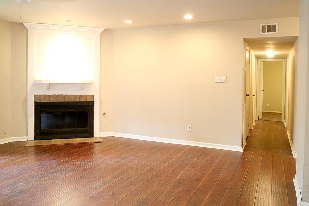 9 Wolfhound Lane The Woodlands, TX 77380 - Photo 10 of 20