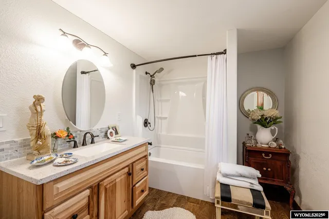 $200,000 | 793 North Adams Avenue, Buffalo, WY 82834