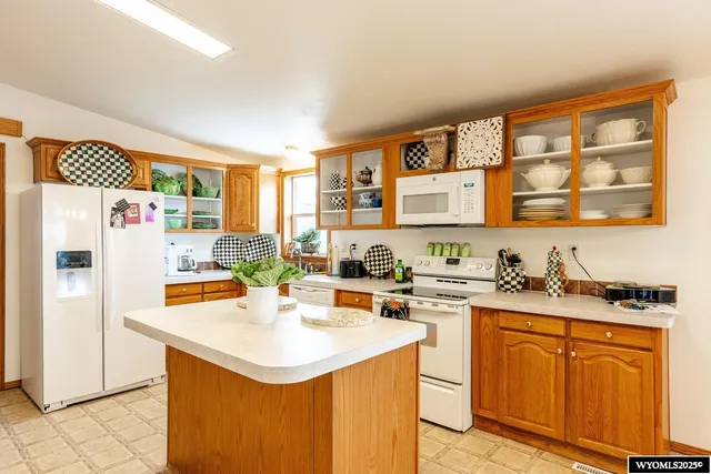 $200,000 | 793 North Adams Avenue, Buffalo, WY 82834