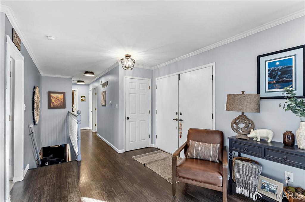 717 Woodrun Drive Ballwin, MO 63021 - Photo 11 of 30