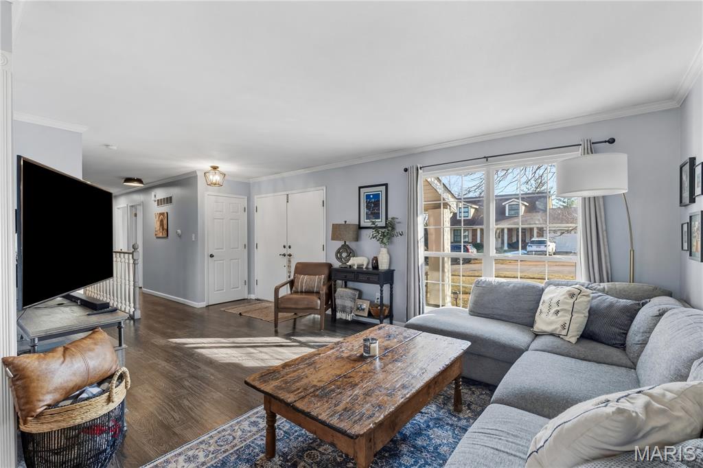 717 Woodrun Drive Ballwin, MO 63021 - Photo 14 of 30