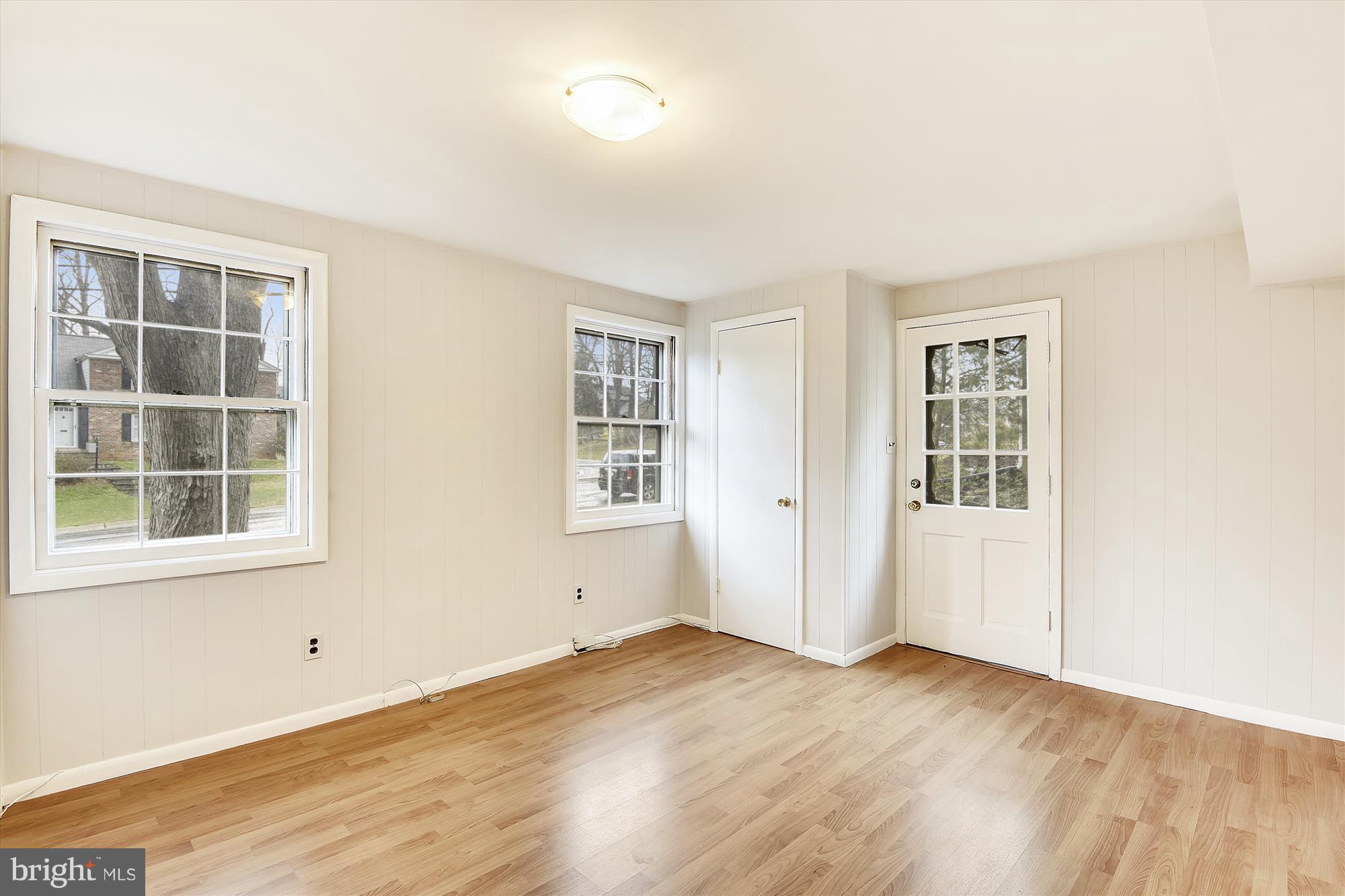 8300 Geneva Mason Road Potomac, MD 20854 - Photo 12 of 29 All-purpose room/den