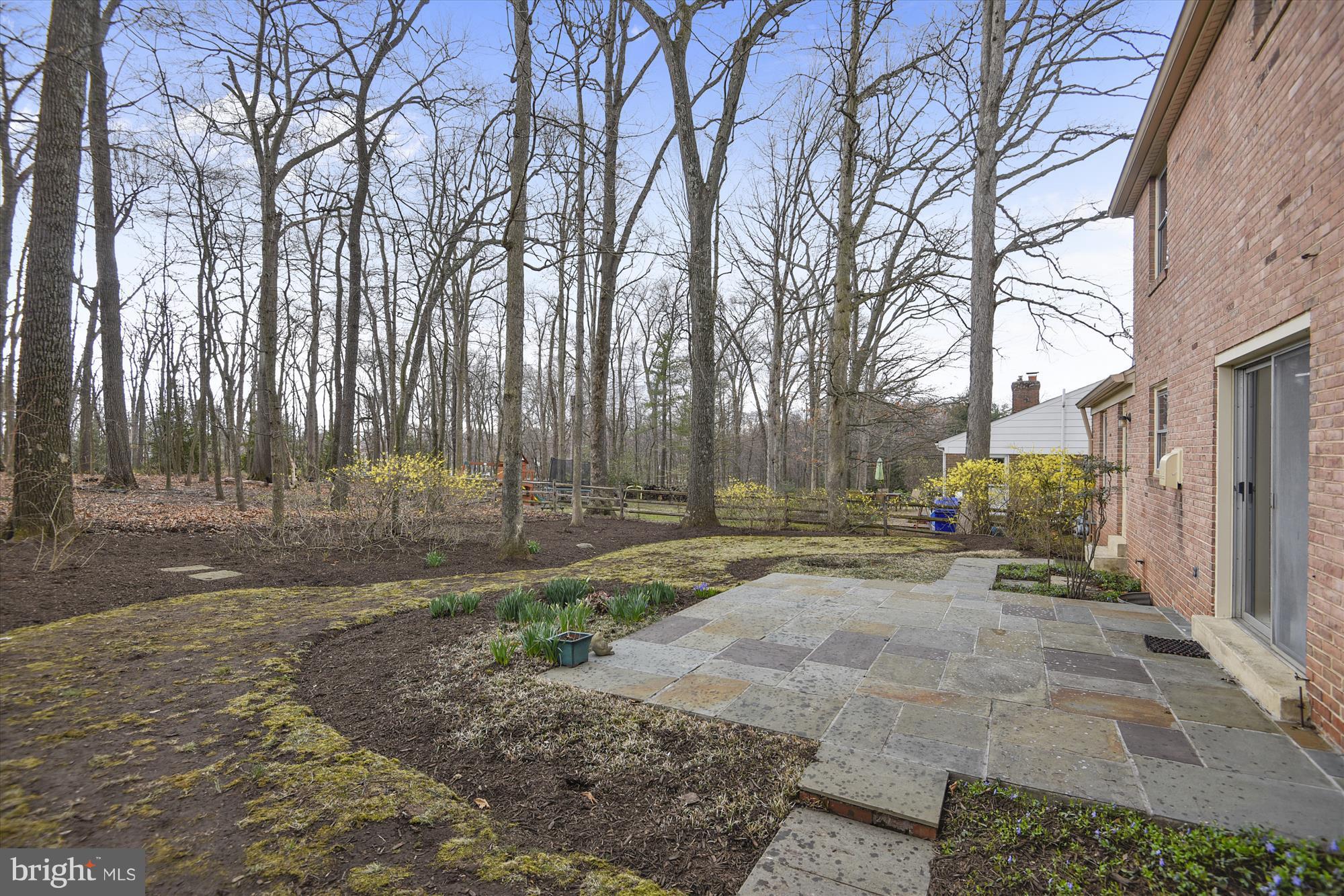 8300 Geneva Mason Road Potomac, MD 20854 - Photo 20 of 29 Exterior (Rear)