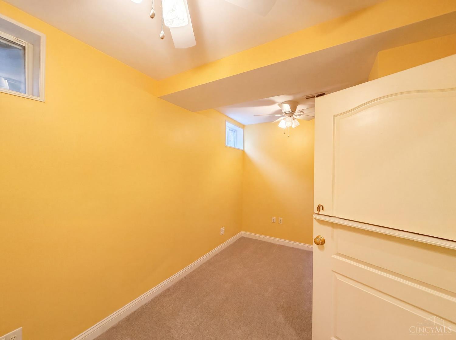 7087 Bridgetown Road Cincinnati, OH 45248 - Photo 32 of 35