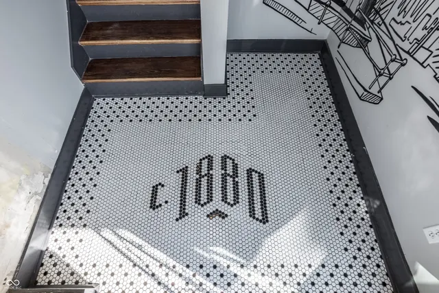 $1,750 | 113 East Main Street, Unit B, Thorntown, IN 46071