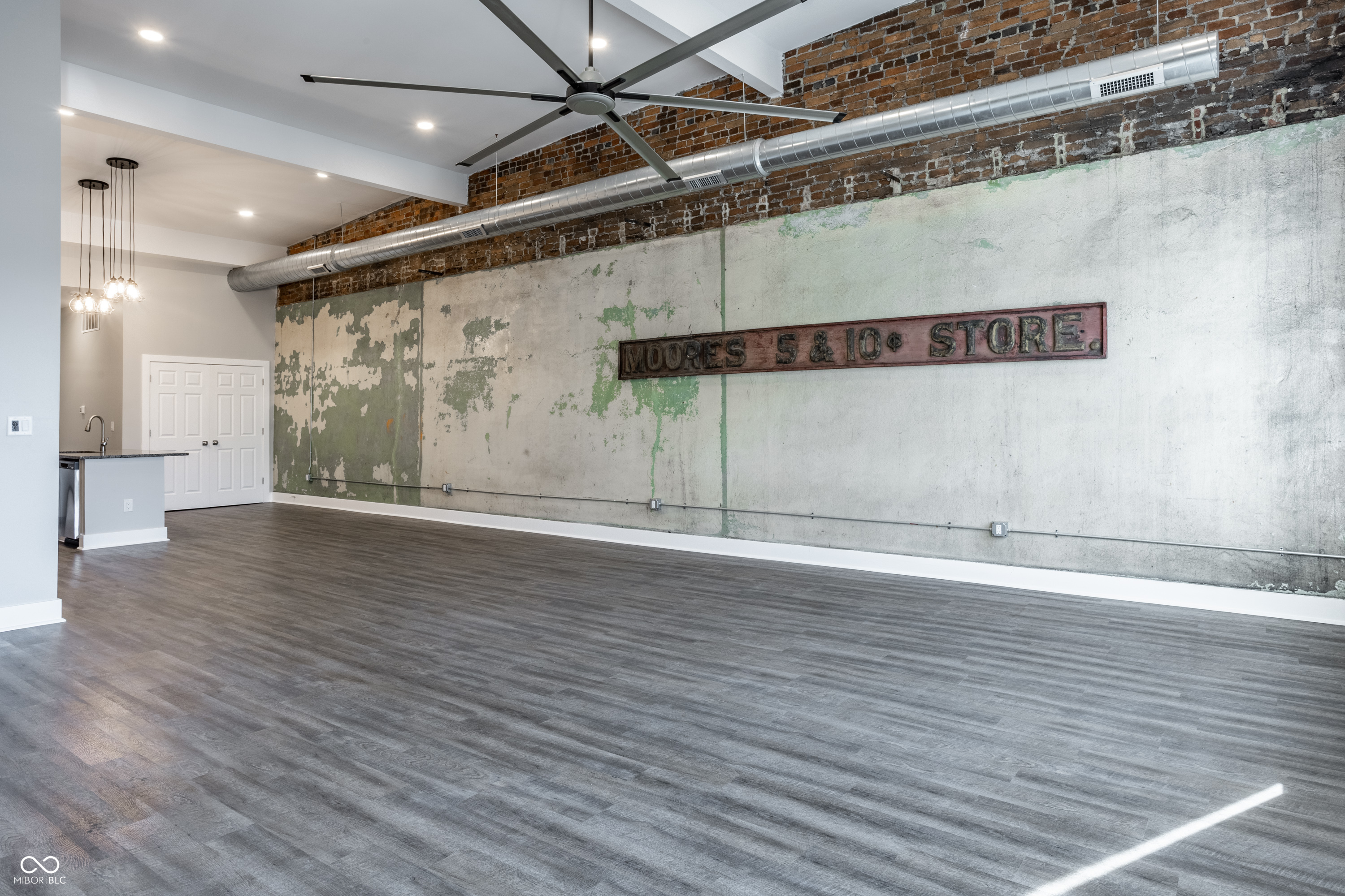 113 East Main Street, Unit B Thorntown, IN 46071 - Photo 6 of 24