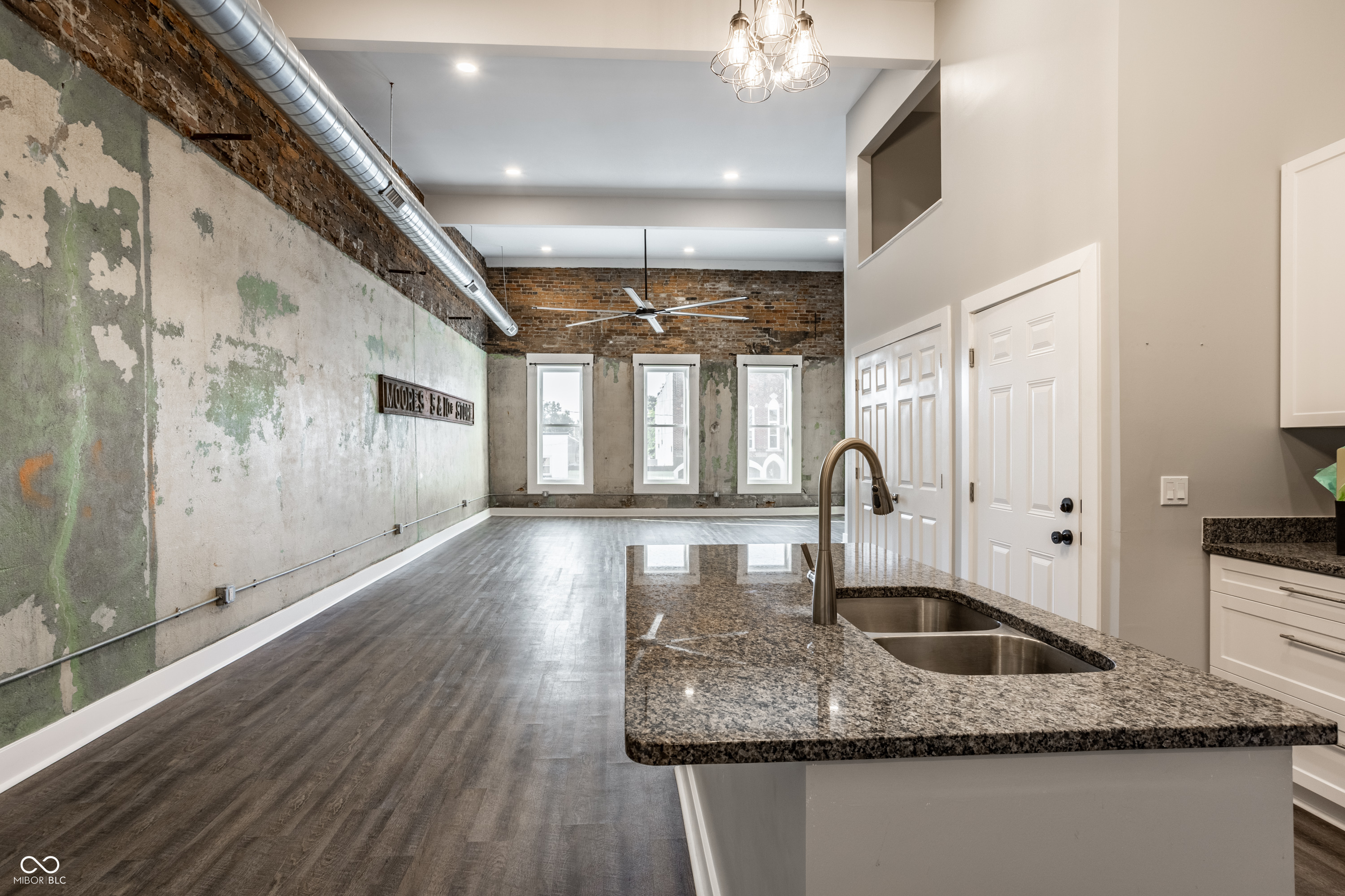 113 East Main Street, Unit B Thorntown, IN 46071 - Photo 7 of 24