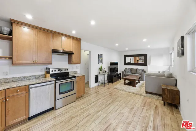 $3,495 | 1914 Pacific Avenue, Venice, CA 90291