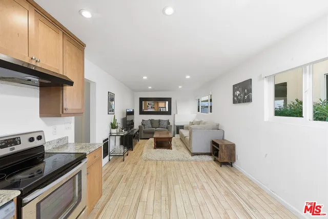 $3,495 | 1914 Pacific Avenue, Venice, CA 90291