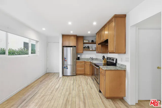 $3,495 | 1914 Pacific Avenue, Venice, CA 90291