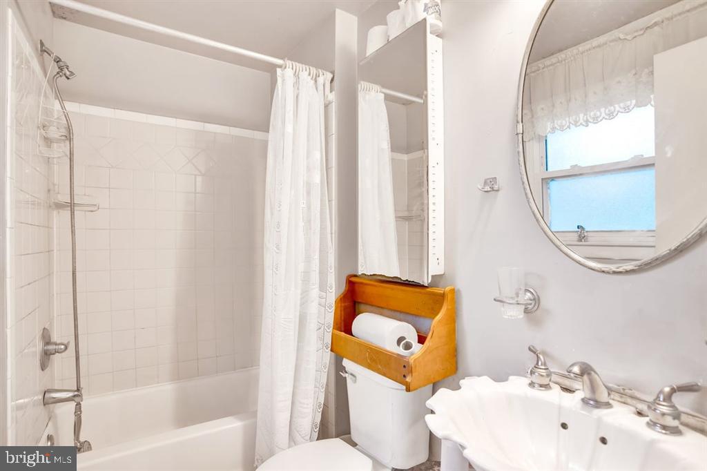 12801 Tamarack Road Silver Spring, MD 20904 - Photo 13 of 19