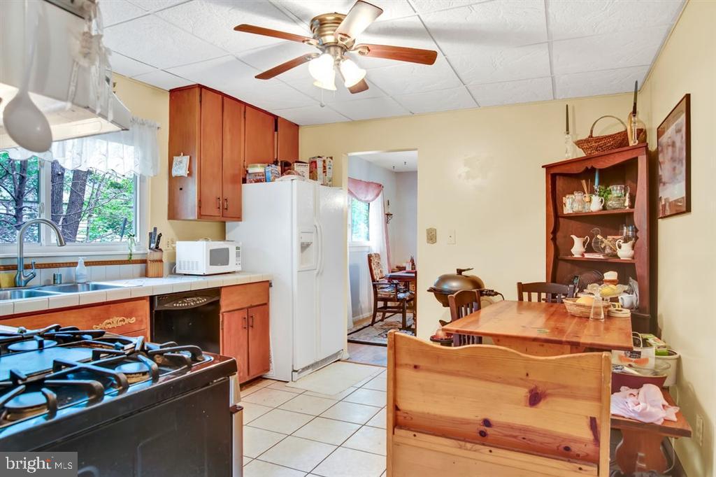 12801 Tamarack Road Silver Spring, MD 20904 - Photo 8 of 19