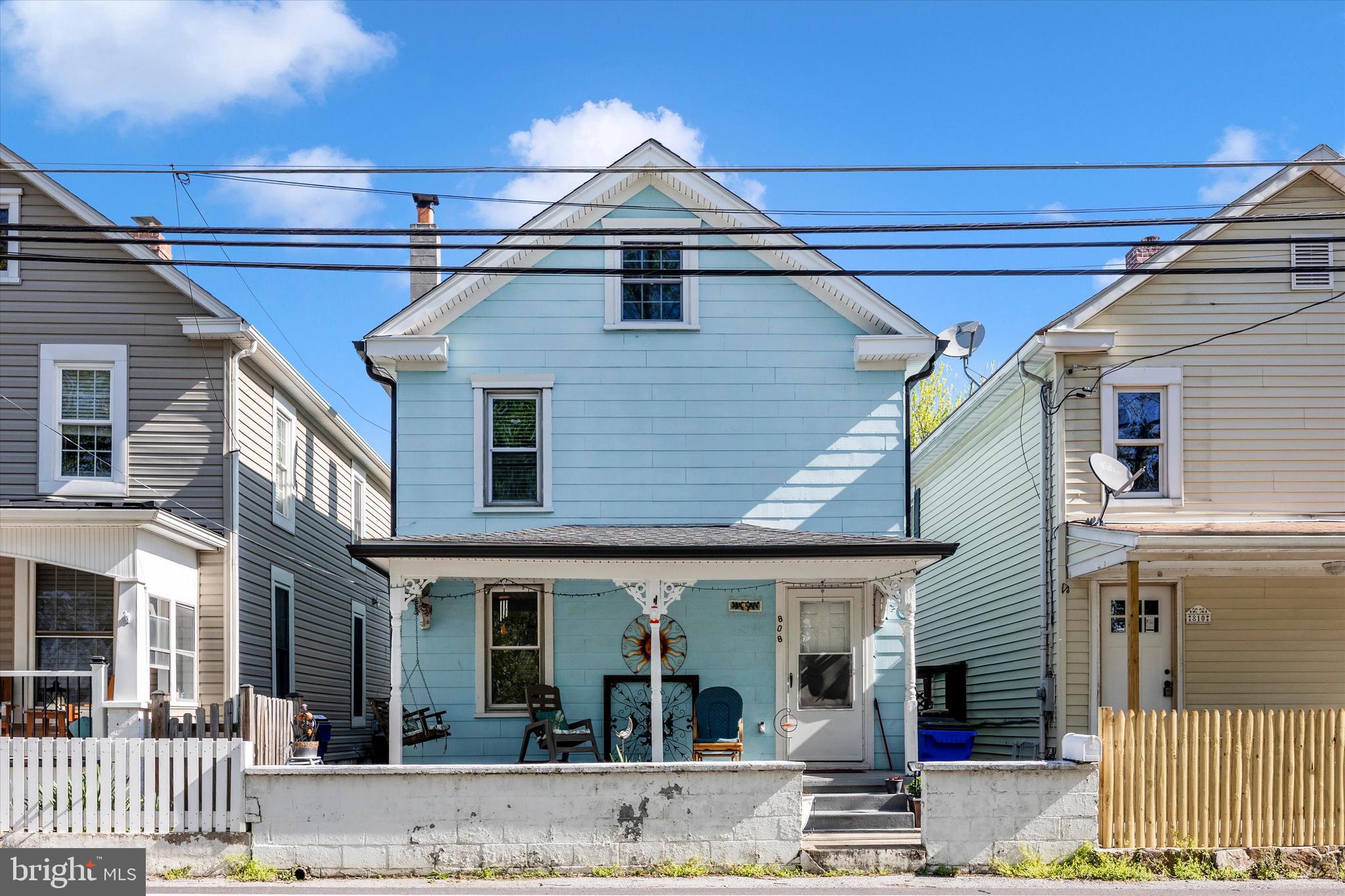 808 Knoxville Road Knoxville, MD 21758 - Photo 14 of 14 a view of a house with a outdoor space