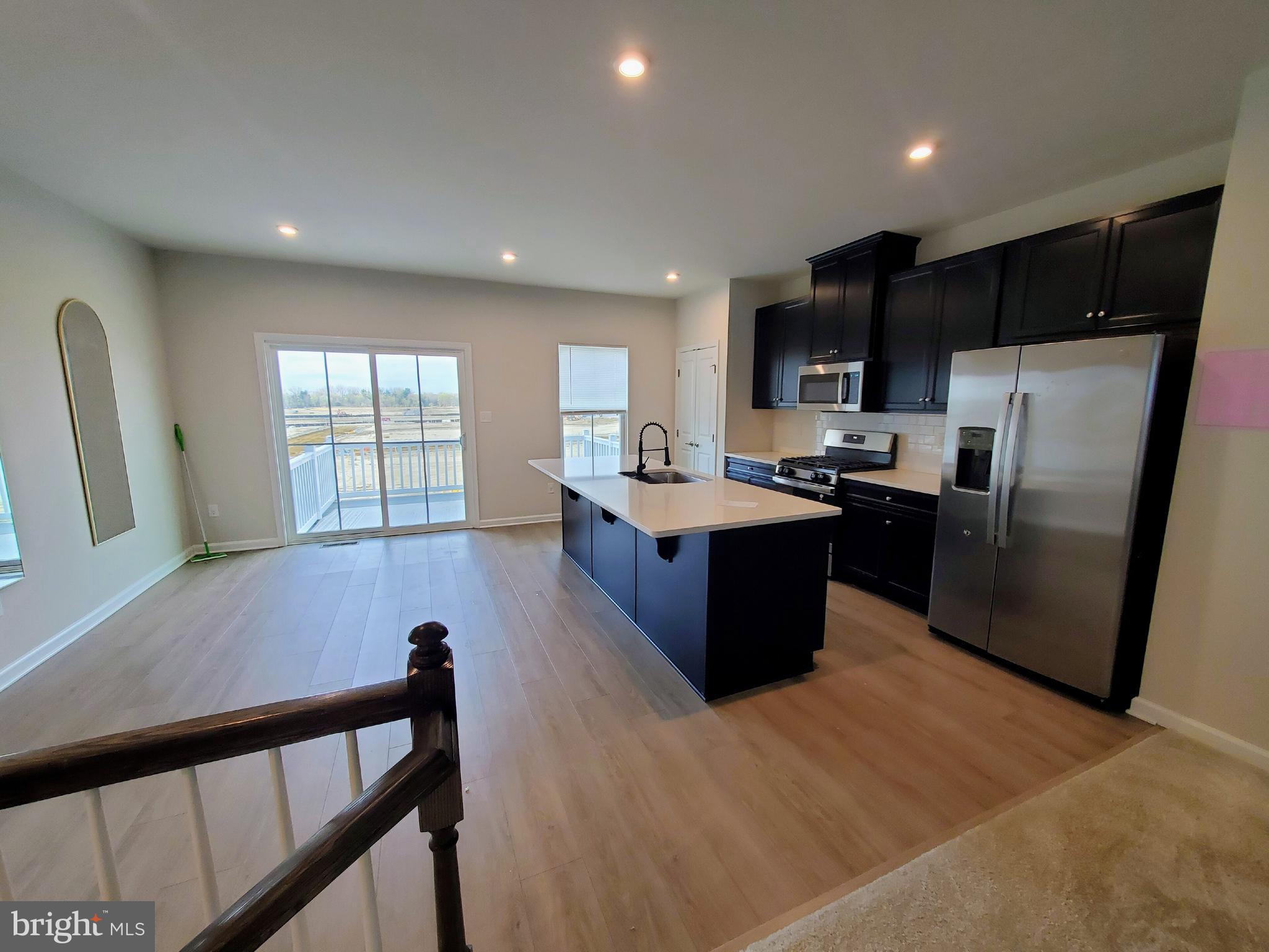 31 Roundstone Run Swedesboro, NJ 08085 - Photo 12 of 37 Level 2 - Kitchen
