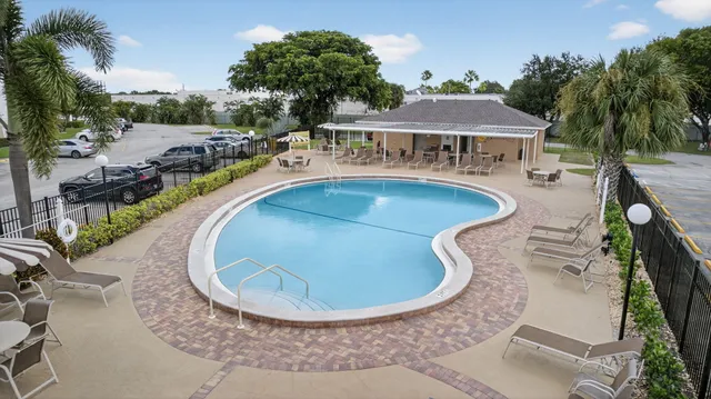 $89,000 | 413 Southampton A, West Palm Beach, FL 33417