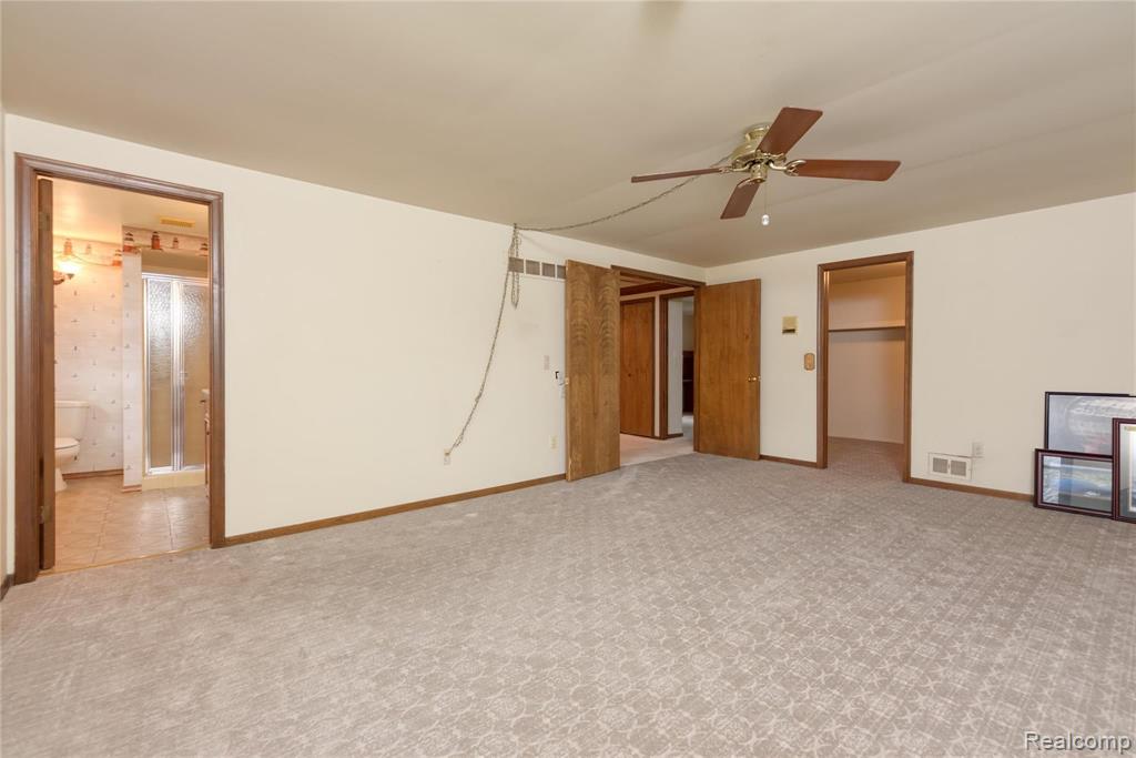 1732 North Kilburn Road Rochester Hills, MI 48306 - Photo 27 of 45