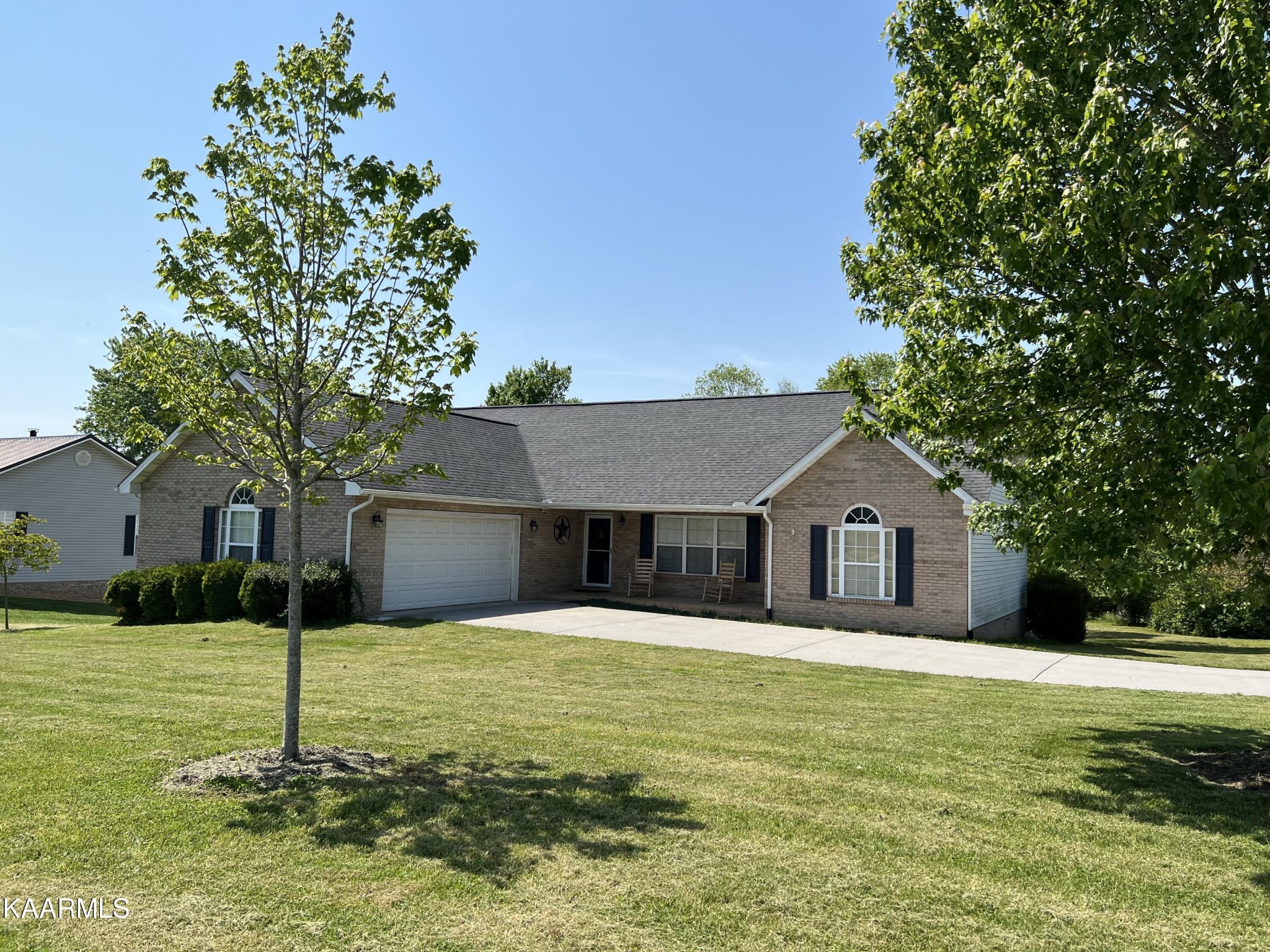 4237 Pea Ridge Road Maryville, TN 37804 - Photo 2 of 27 Gallery Image 2