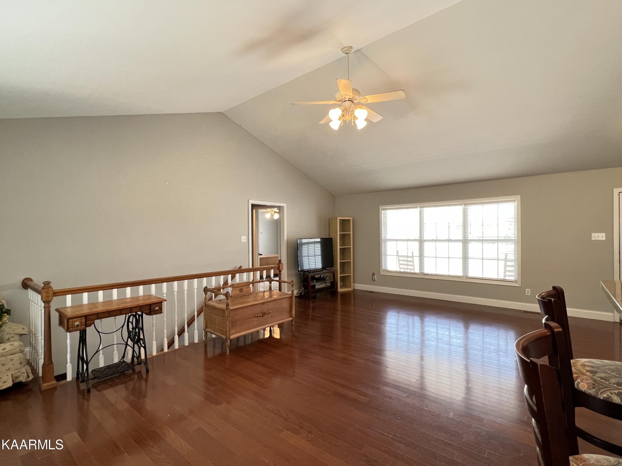 4237 Pea Ridge Road Maryville, TN 37804 - Photo 4 of 27 Gallery Image 4