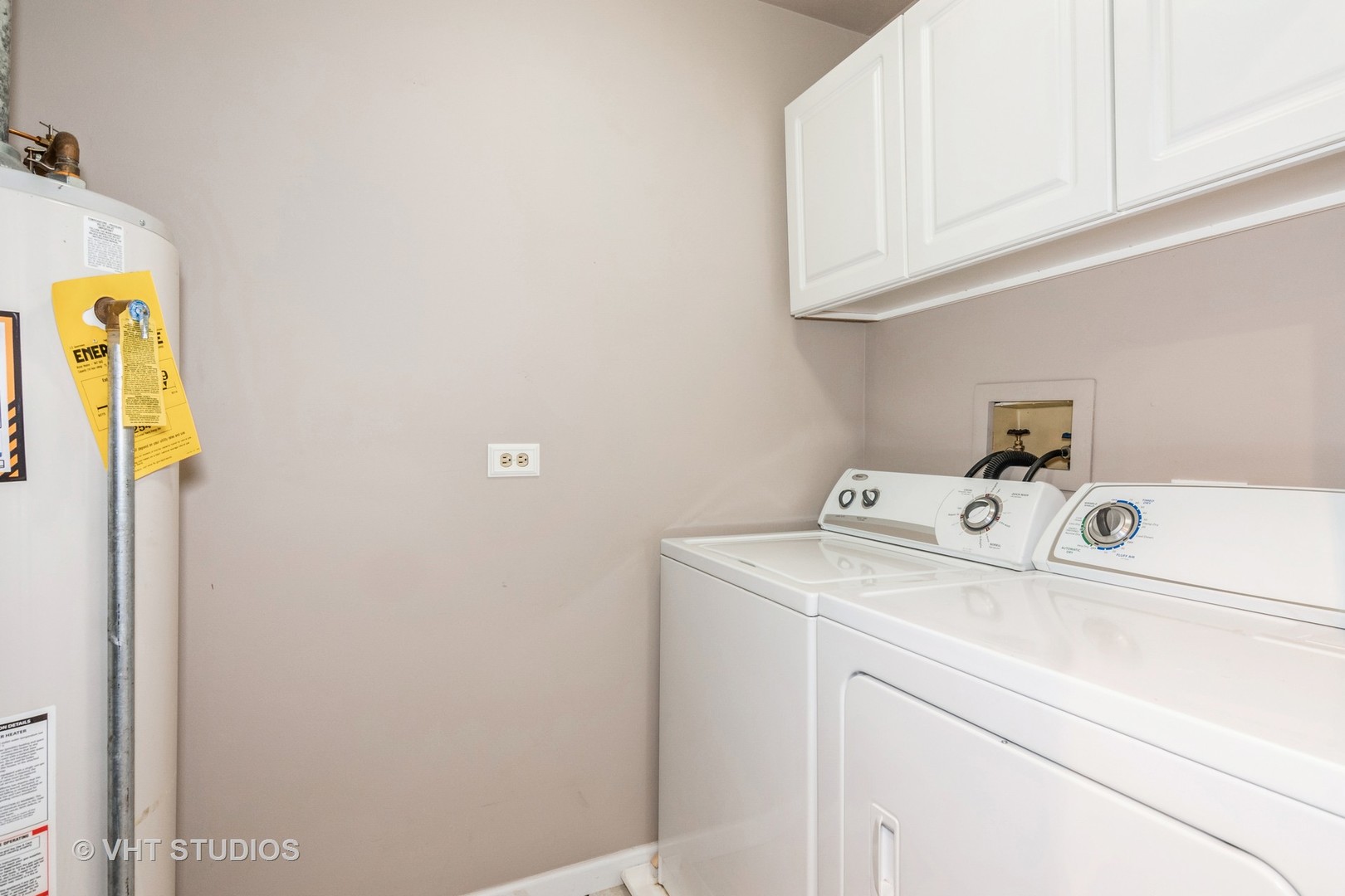 501 Crossing Court Rolling Meadows, IL 60008 - Photo 8 of 14 a utility room with dryer and washer