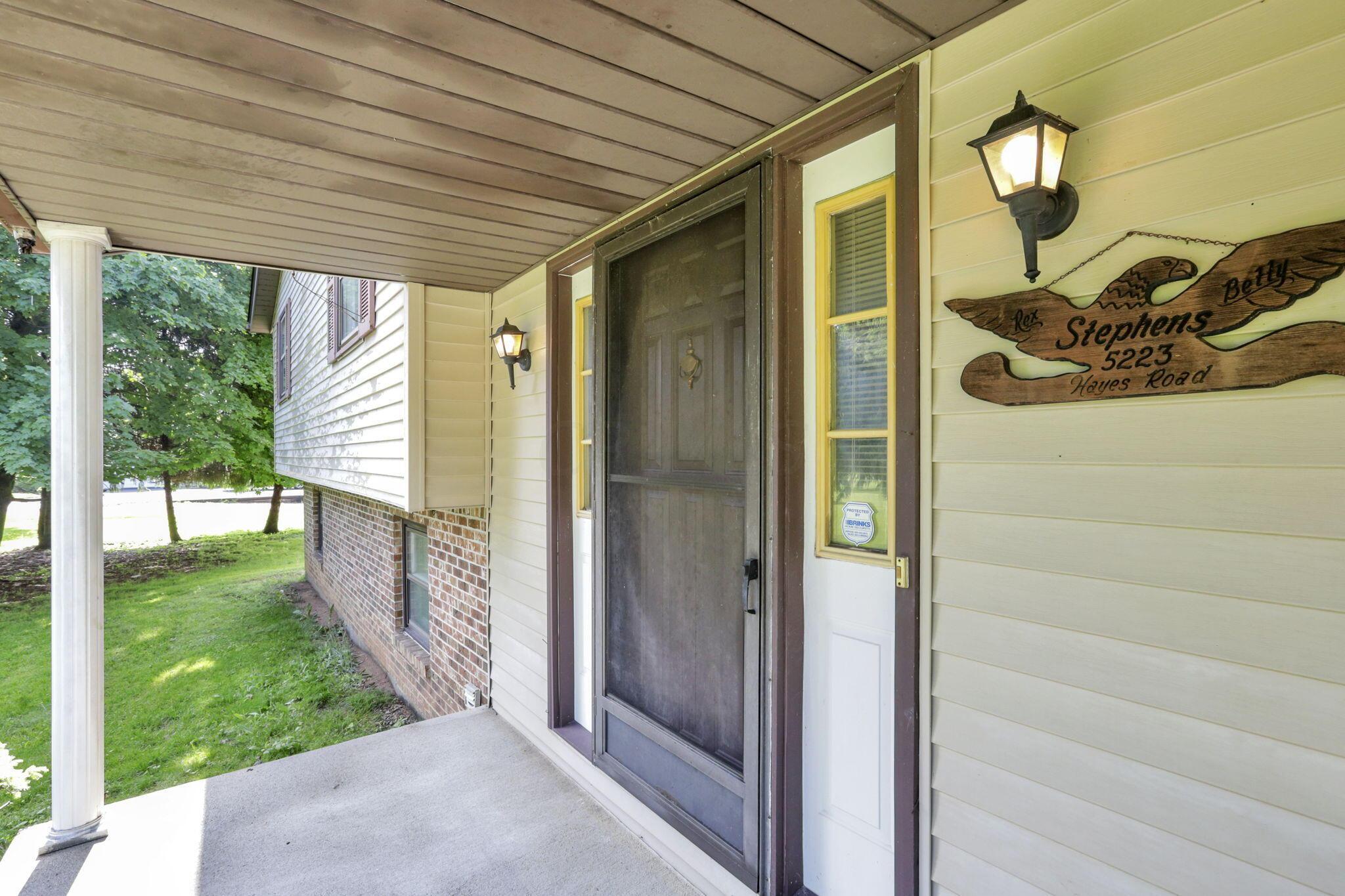5223 Hayes Road Groveport, OH 43125 - Photo 5 of 45 5-web-or-mls-IMG_2905