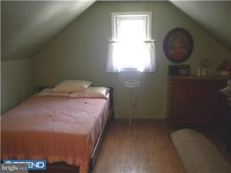 5 Benton Road Hamilton, NJ 08610 - Photo 9 of 12 Gallery Image 9