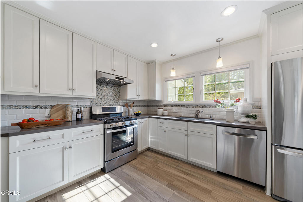3597 Yorkshire Road Pasadena, CA 91107 - Photo 17 of 55 DSC00373