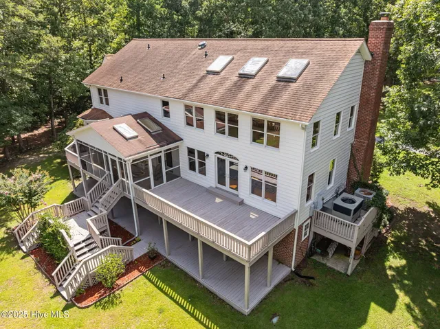 $1,300,000 | 108 Farmington Road, Grimesland, NC 27837