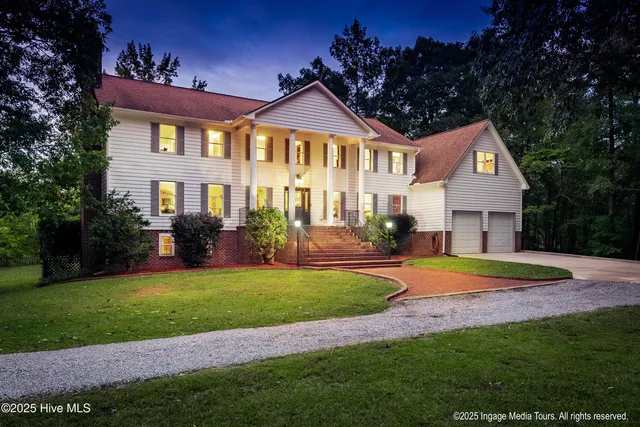 $1,300,000 | 108 Farmington Road, Grimesland, NC 27837