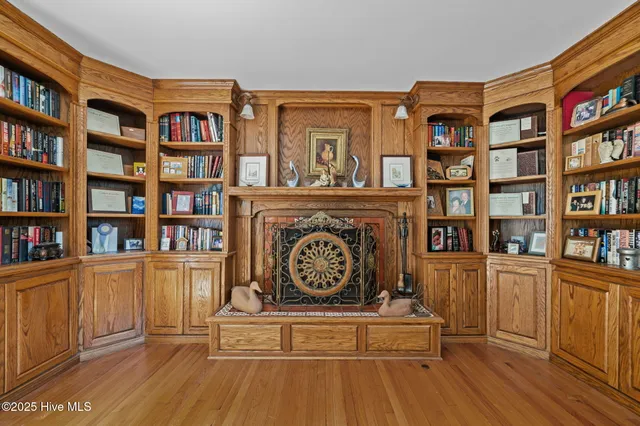 $1,300,000 | 108 Farmington Road, Grimesland, NC 27837