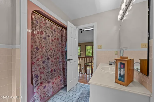 $1,300,000 | 108 Farmington Road, Grimesland, NC 27837