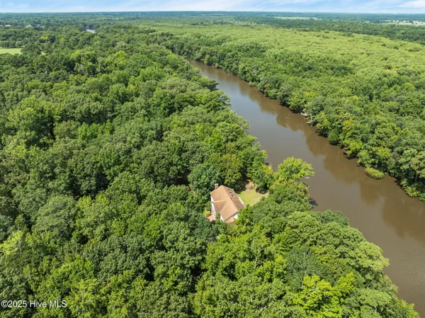 $1,300,000 | 108 Farmington Road, Grimesland, NC 27837