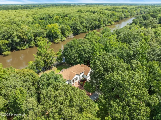 $1,300,000 | 108 Farmington Road, Grimesland, NC 27837