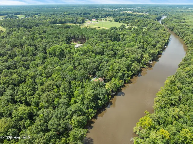 $1,300,000 | 108 Farmington Road, Grimesland, NC 27837