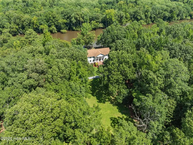 $1,300,000 | 108 Farmington Road, Grimesland, NC 27837