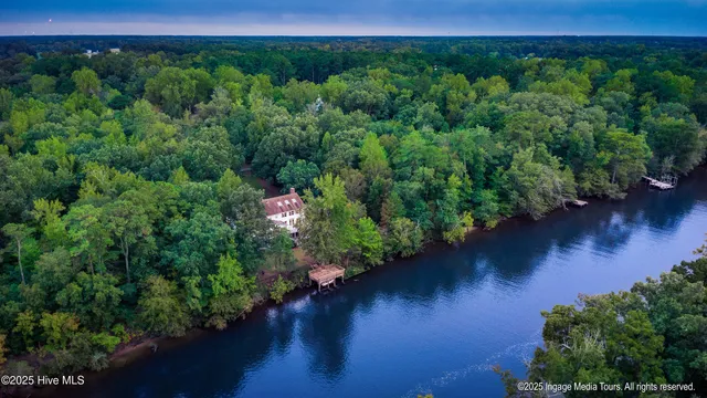 $1,300,000 | 108 Farmington Road, Grimesland, NC 27837
