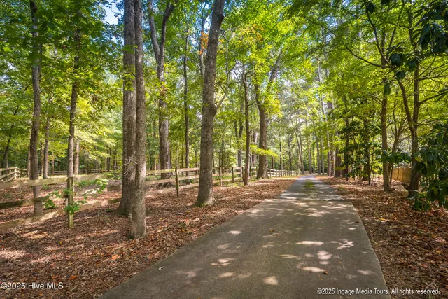 $1,300,000 | 108 Farmington Road, Grimesland, NC 27837