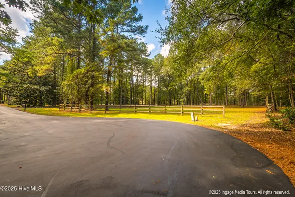 $1,300,000 | 108 Farmington Road, Grimesland, NC 27837
