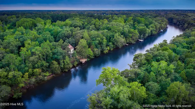 $1,300,000 | 108 Farmington Road, Grimesland, NC 27837