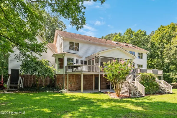 $1,300,000 | 108 Farmington Road, Grimesland, NC 27837