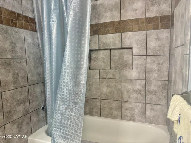 $250,000 | 1171 Lake Drive, Hornbeak, TN 38232