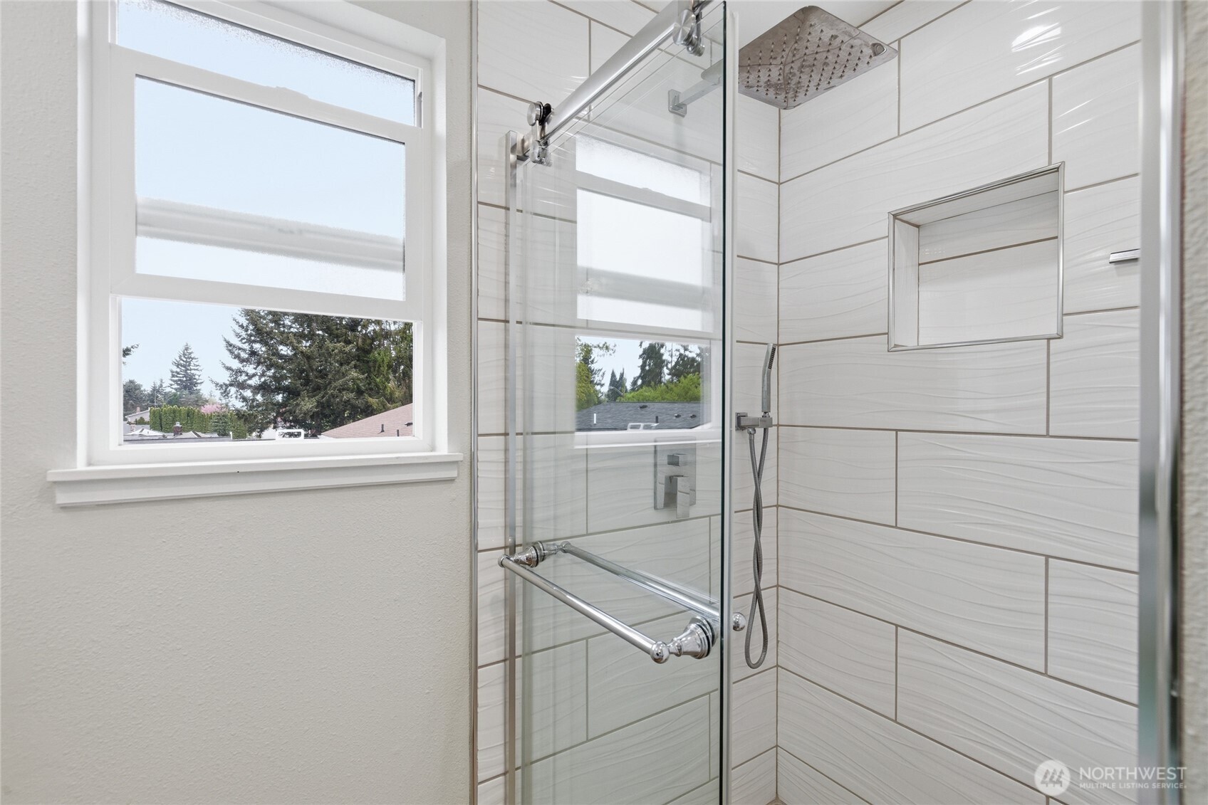 2713 Northeast 23rd Place Renton, WA 98056 - Photo 24 of 40