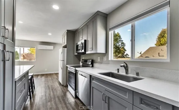 $2,350 | Undisclosed Address, Whittier, CA 90601